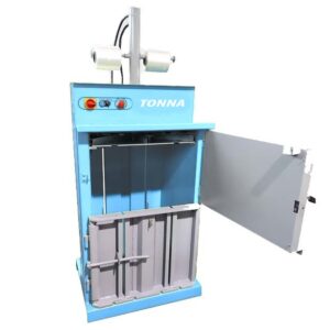 TONNA E60 liten pappresse for papp og folie, 3 t pressekraft, baller opptil 60 kg